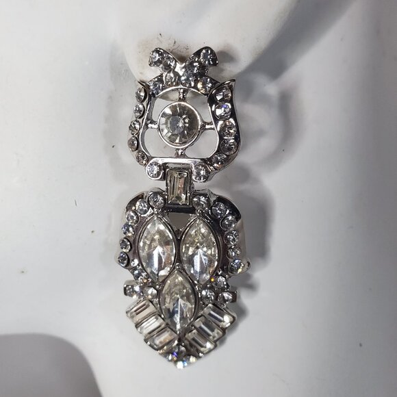 Ali Khan Crystal Rhinestone Dangle pierced Earrings - Picture 4 of 12